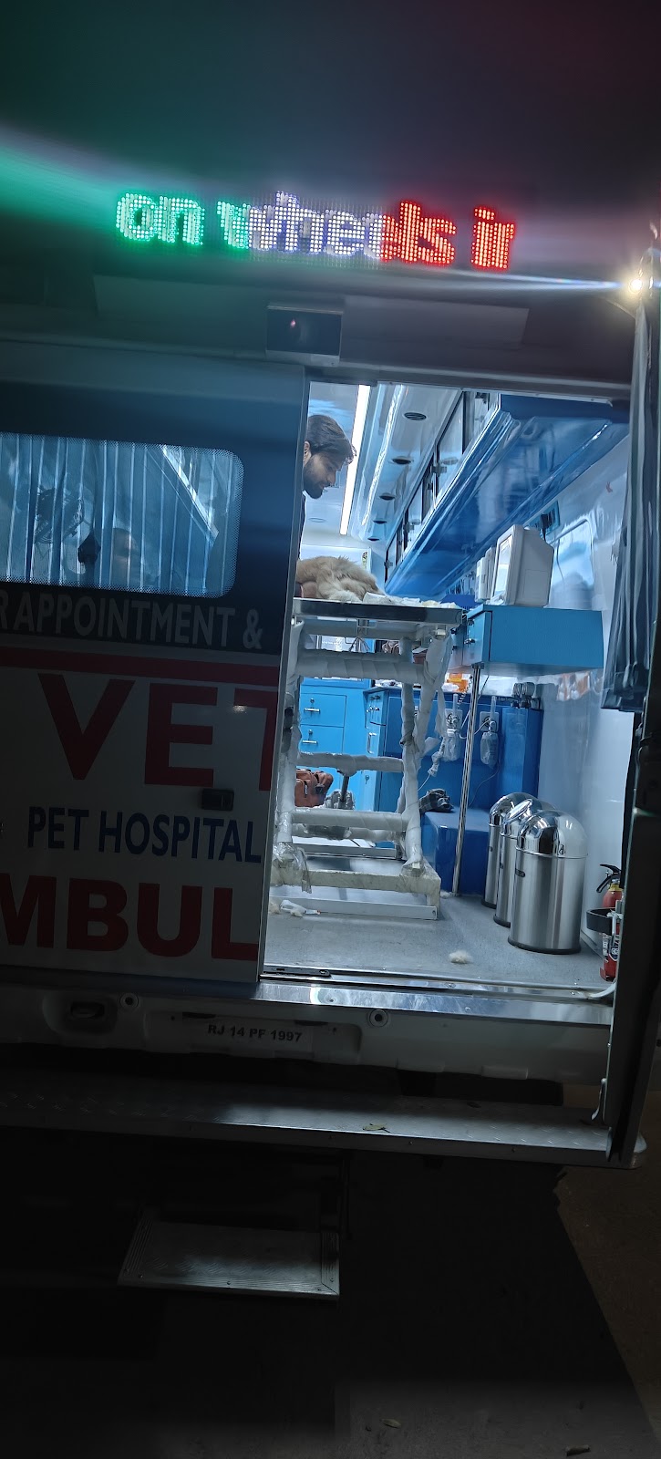 VetGo 24×7 Pet Doctor Home Service Mumbai | Pet Vaccination | Pet clinic | Pet Home Blood test Collect | Pet Ambulance
