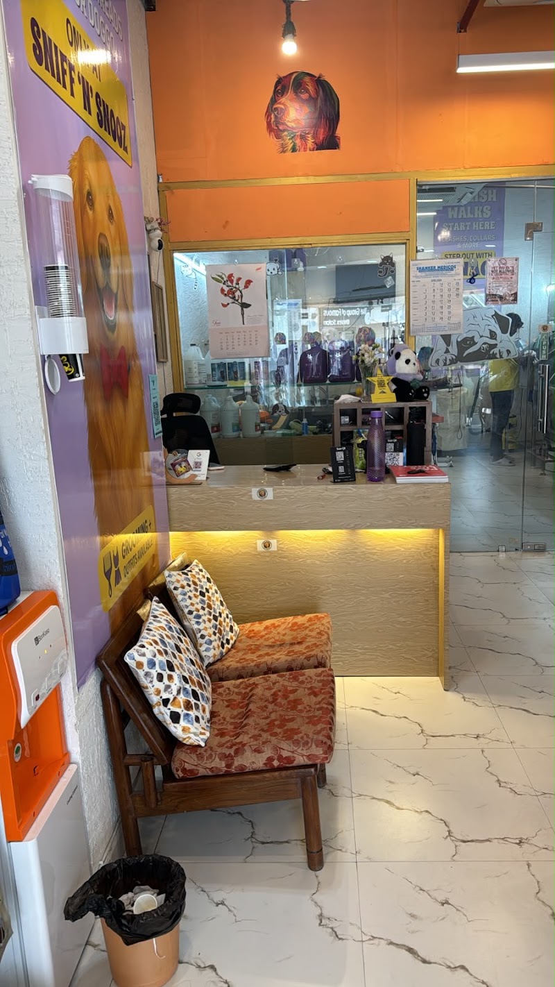 Sniff ‘N’ Snooz || Pet Store